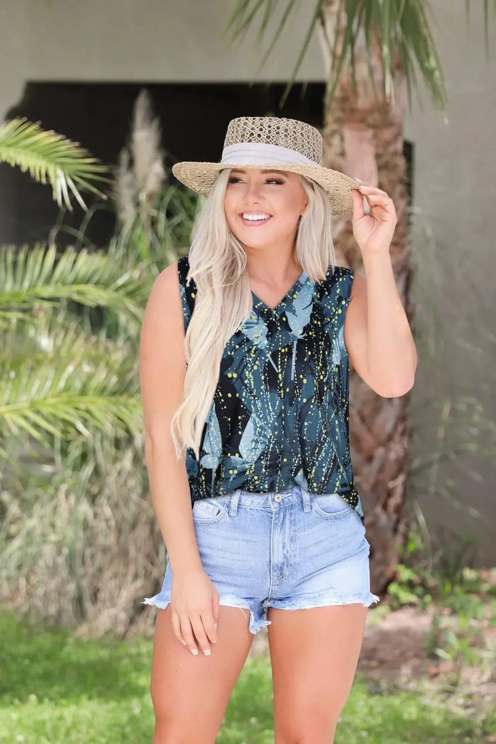 Summer Tops for Women Sleeveless V Neck Tshirt Loose Fit Casual Tank Tunic Blouse