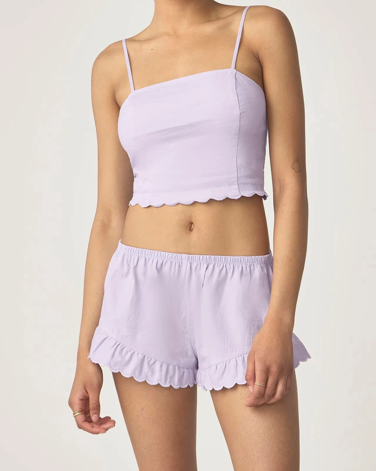 Sweet Solstice Scallop Linen Short
