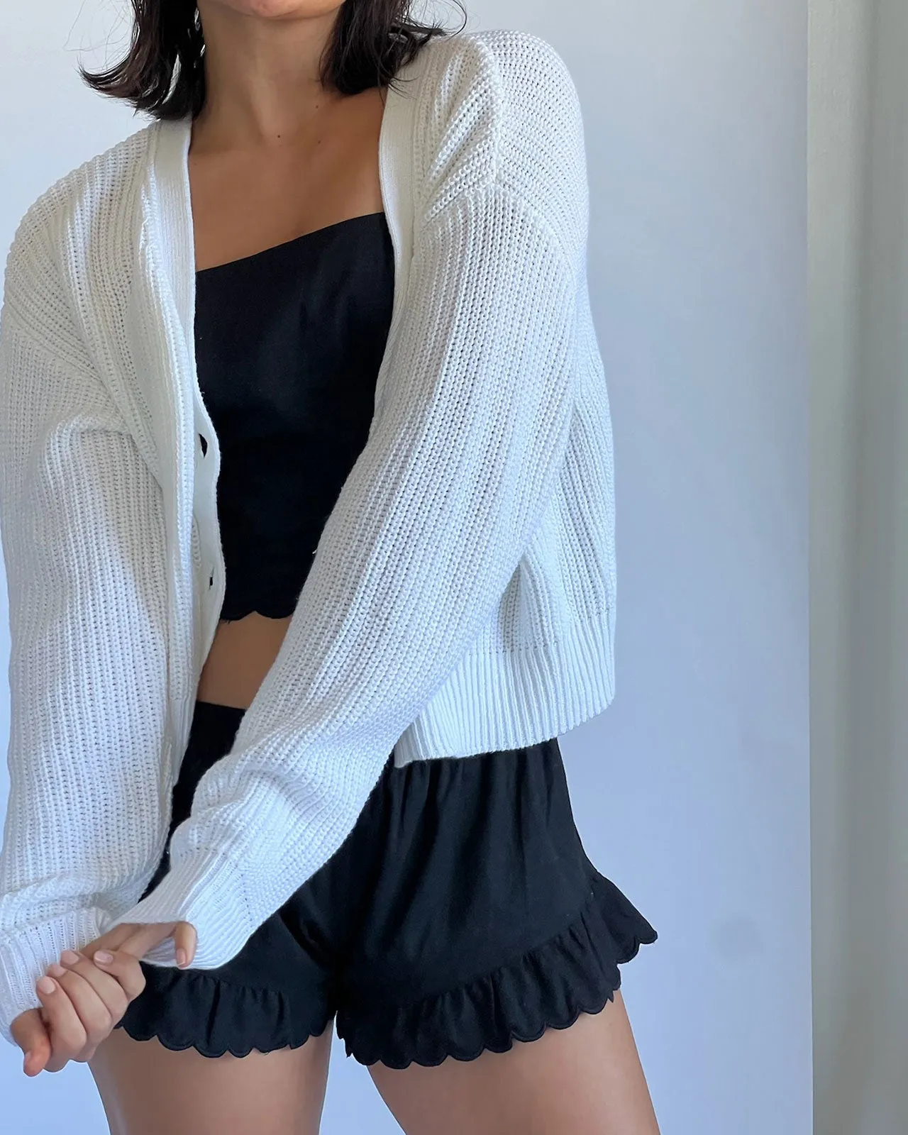 Sweet Solstice Scallop Linen Short